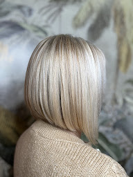 Photo n°7 de L'Original Coiffure à Roquebrune-sur-Argens (Salon de coiffure)