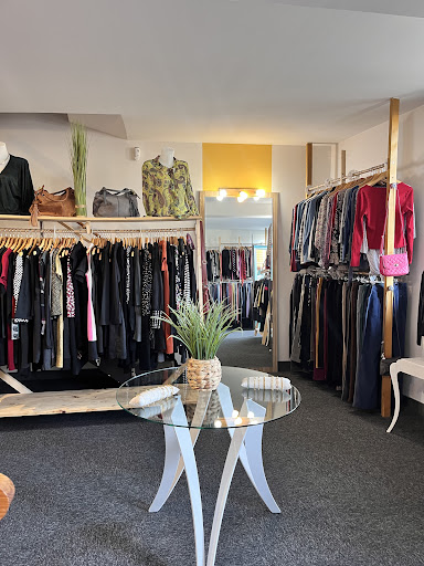 N'C Boutique - Thumbnail