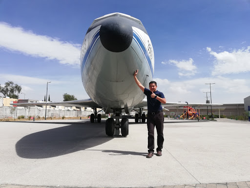 Parque Cultural Y Recreativo Centenario De La Fuerza Aerea. - Thumbnail