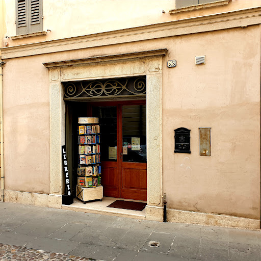 M.R. libro di Marchesini Roberto