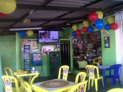 Photos of tienda negro pocho