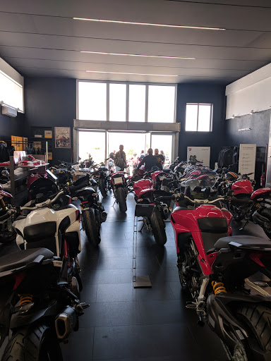 Ducati Lecce - Visual