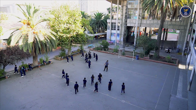 Opiniones de Colegio Rafael Sanhueza Lizardi en Recoleta - Escuela