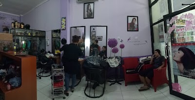 Photos of Salon Viola & Toko Kosmetik