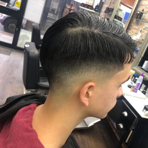 No 10 Grooming Room - Thumbnail