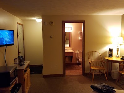 Photos of Spillover Motel