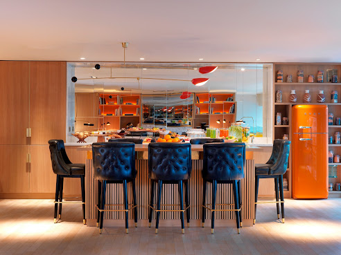 The River Lee Hotel by null