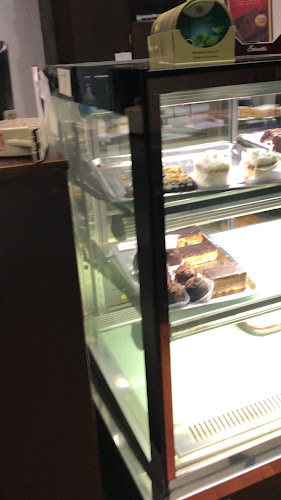 Opiniones de Confitería Oro del Rhin en Montevideo - Cafetería