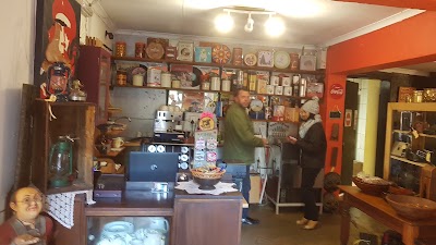 Photos of MelonRouge Eatery Art Antiques