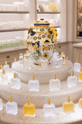 Photo n°25 de Officina Profumo-Farmaceutica di Santa Maria Novella à Paris (Parfumerie)