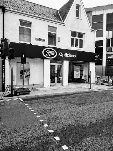 Boots Opticians - Visual