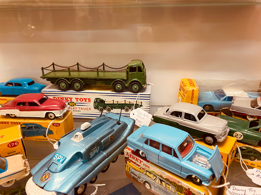 Yarra Valley Antique Centre - Thumbnail