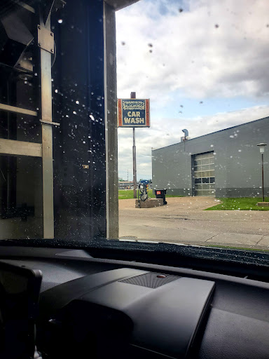 E-Z Car Wash of Winona - Thumbnail