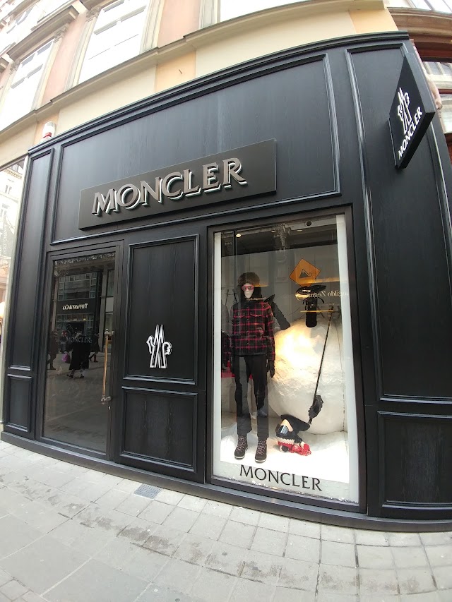 Moncler