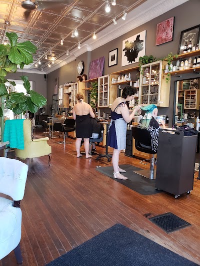 Jekyll & Hyde Salon & Spa