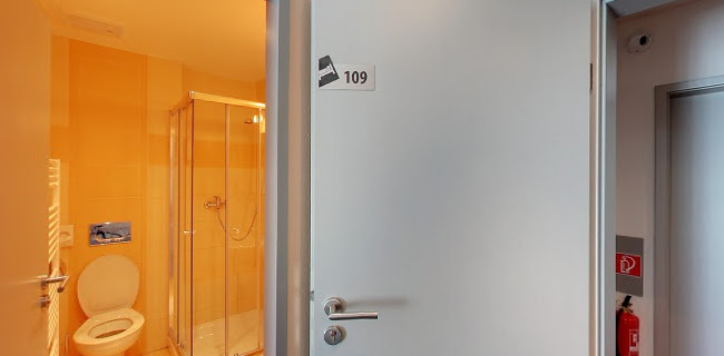 F Team Hotel