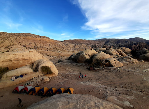 Adventurebug Worldwide Travel