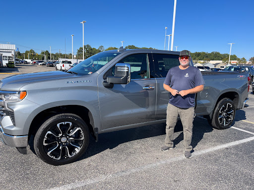 Woody Murray, CMA's Colonial Chevrolet - Thumbnail