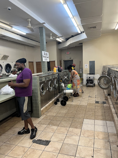 Lightning Laundry | Laundromat | Wash and Fold - Thumbnail