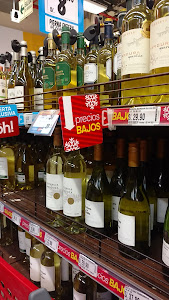 plazaVea hiper Plaza del Sol Huacho 8