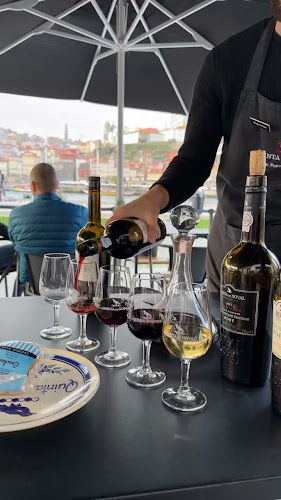 Avaliações doVinhos Quinta do Noval em Vila Nova de Gaia - Bar