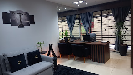 Flávia Bordaz - Advogada