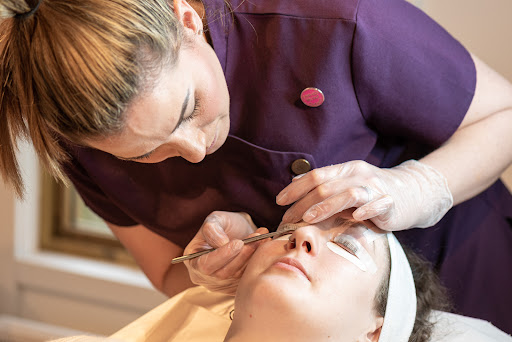 Samantha Ruthven Beauty