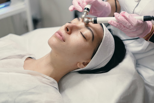 Depending on the individual concern and skin type, a dermatologist may recommend a combination of… post image