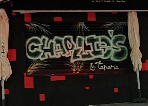 Tapería Charlies en Montehermoso - Thumbnail