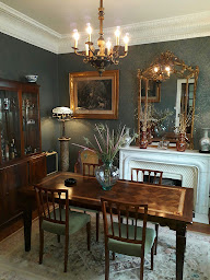 Photo n°11 de Antiquites et Brocante, Salon De Thé 