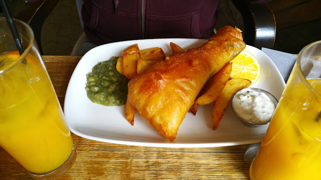 8 Coborn Rd, Bow, London E3 2DA, United Kingdom