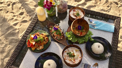 Eat by the sand