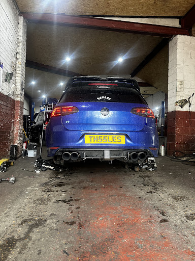 Discount Tyres & Auto Centre