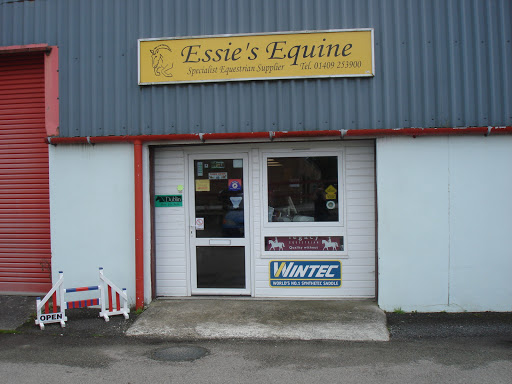 Essie's Equine Rug Laundry - Thumbnail