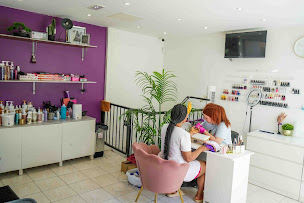 Photo n°3 de LOULOU BEAUTY à Fontenay-sous-Bois (Salon de coiffure)
