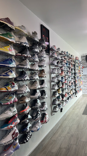 MMkicks - Visual