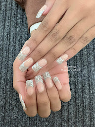 Photo n°9 de Saigon NAILUX à Paris (Salon de manucure)