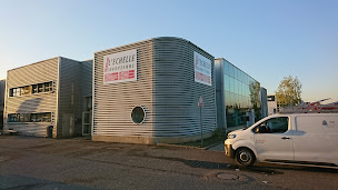 Photo n°18 de L'Échelle Européenne Strasbourg (67) à Souffelweyersheim (Société de fabrication d'escaliers)