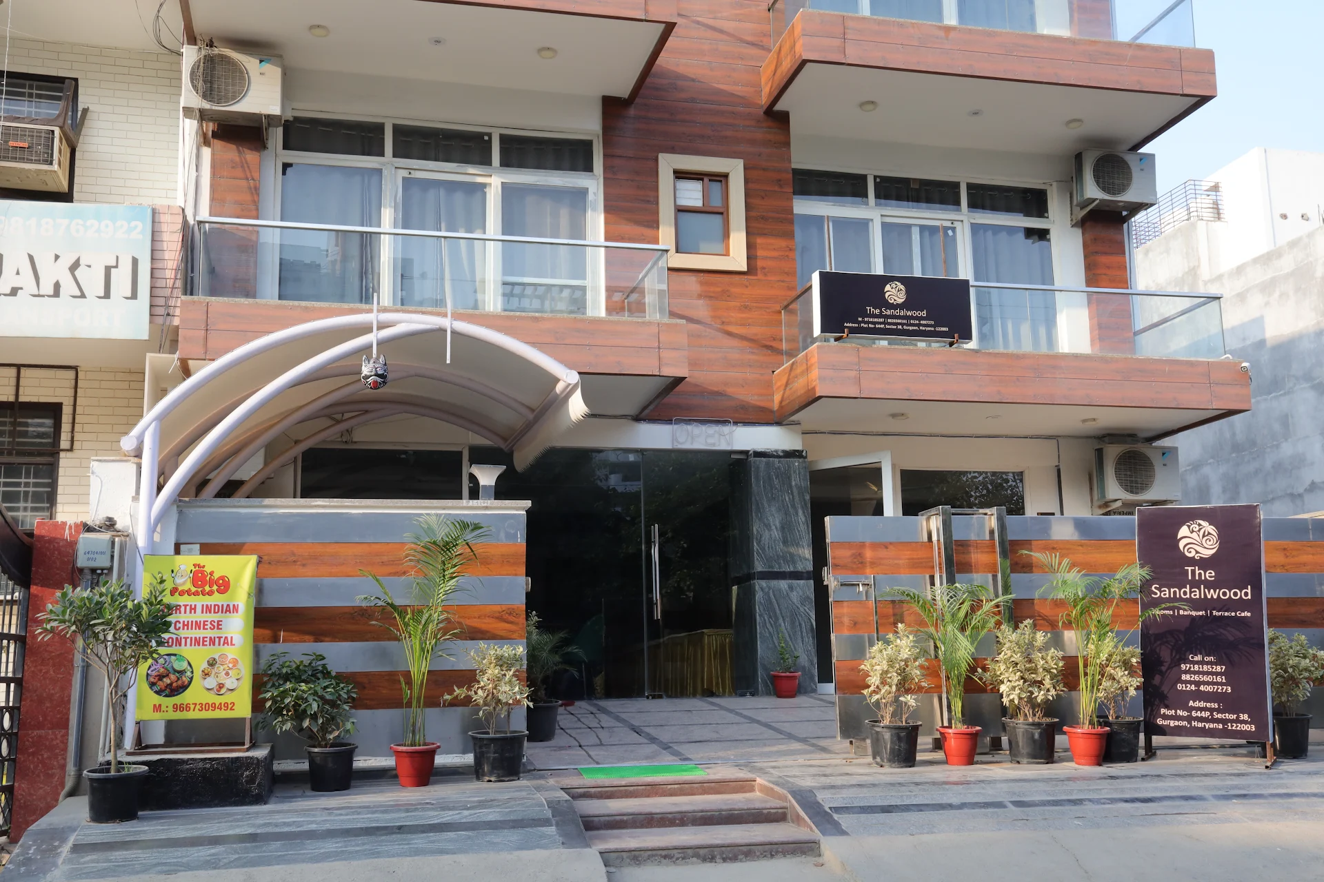 The Sandalwood | Sec-38, Near Medanta Medicity | Gurugram