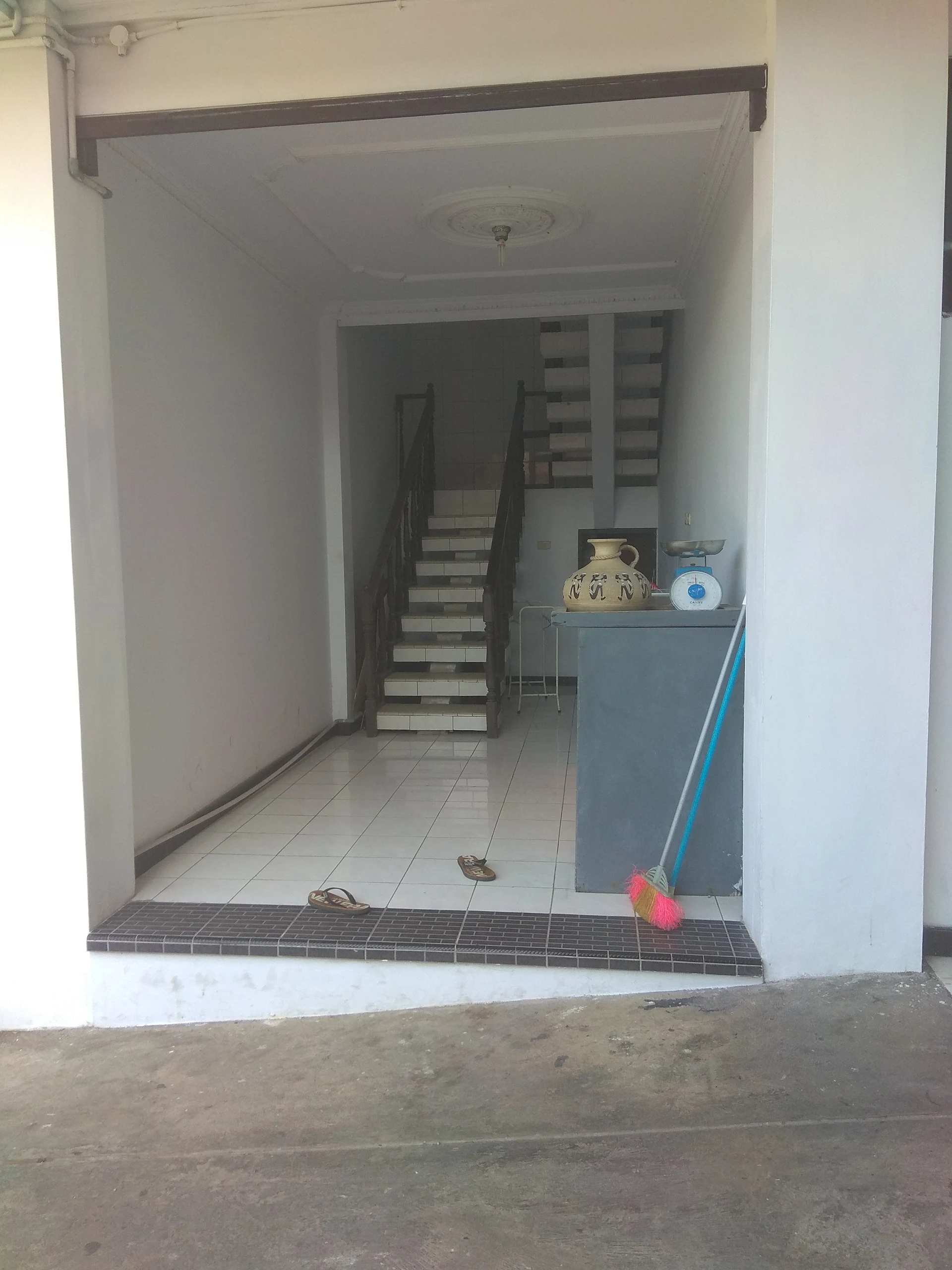RedDoorz Syariah near Taman Kota Kuningan