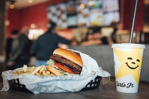 Photo 2 - Carl's Jr. Pertuis