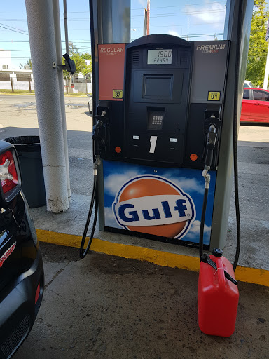 Circle R Food Mart & Service Station - Thumbnail