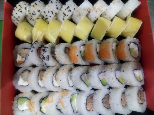 Sushi 2x1 - Cerro, Author: Juan Brito