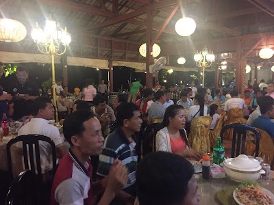 Photos of ភោជនីយដ្ឋានម្លប់ជ្រៃប៉ោកី