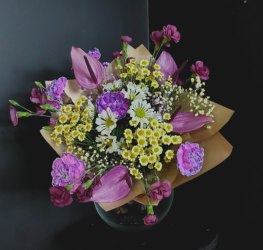 Kwiaciarnia Kęty | STYLOWE BADYLE - Kwiaciarnia