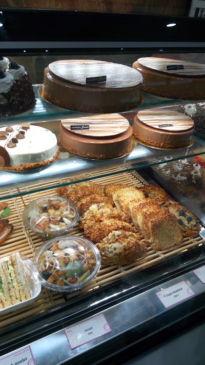 Photos of Des G&acirc;teaux & du Pain