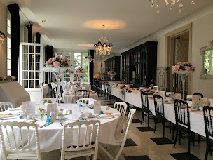 Photo n°10 de Château de Saint André à Mareuil-sur-Lay-Dissais (Organisateur de mariages)