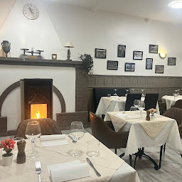 Photo n°43 de Sous les Platanes Villecroze à Villecroze (Restaurant)