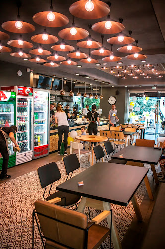 Comentarii opinii despre Δια Χειρός Αρέτου