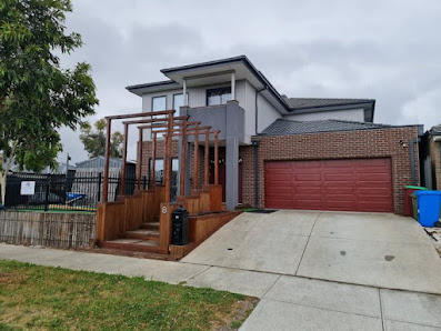 Aussie Migrants 8 Hammersmith Wy, Cranbourne East VIC 3977, Australia